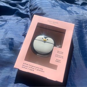 Kate Spade Penguin AirPods Case